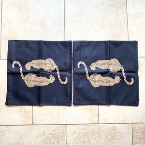 NEW 2 pack Leopard Animal Throw Pillow Cases Black
18” x 18” Zipper Closure